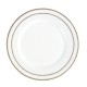 art de la table, service de table complet en porcelaine blanche, vaisselle galon or, assiette dessert