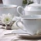 Service à thé, décoration galon d'or, vaisselle en porcelaine véritable, tasses, théière, sucrier