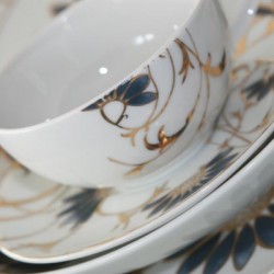 Service de table 30 pcs en porcelaine fine blanche décorée Pétale Bleuté